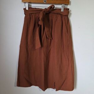 NEW W/O TAG BETSEY'S BOUTIQUE SHOP TEXTURED BELTED RUST MIDI SKIRT SIZE M